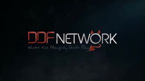 French Stunner has Solo Sexcapade - Sex Bomb Dazzles in Debut