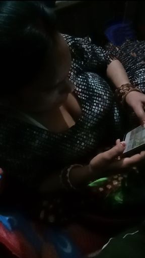 Anu Bhabhi sex with her lover