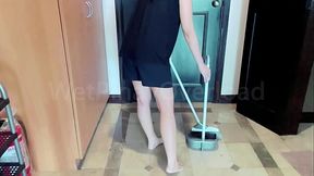 Horny Teen Pinay Creampie By A Housemate