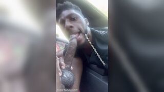 DL thug getting Guzzle in the front seat Throatgoat