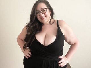 StepMommy gives your 1st tugjob