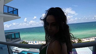 Milf's BBC Vacation Fuck in Miami Penthouse Balcony