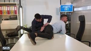 Wardrobe Malfunction - Paddy O'Brian and Dann Grey butthole stab