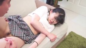 Hurry up! The Unexpected Surprise Behind the Bathroom Door - A Stunning Encounter That