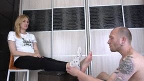 Inga - eat my socks! 4K