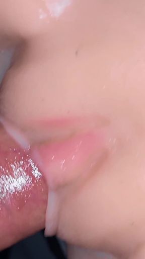 Wow! Close up! Tight Pussy and Cute Moans