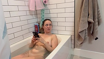 DICKFLASH SHOWER ADVENTURE PART 1 New roommate forgot to close the bathroom door