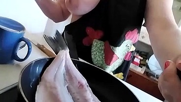 Titty cooking and having lunch