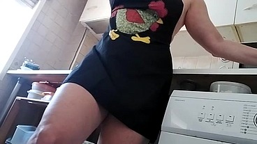 Titty cooking and having lunch