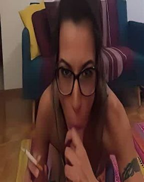 French Pornstar gives a nice smoking Blowjob