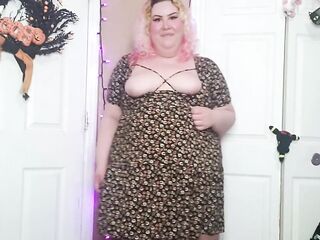 Despairing big beautiful woman Orgasms In Sun Costume