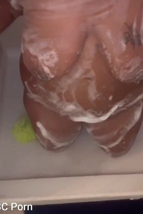 Hubby Pissing on Me in the Shower