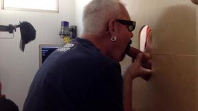 ”Sucking Off Construction Daddy”