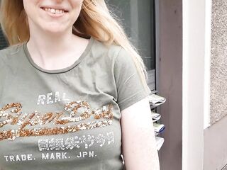Lisas Hausbesuch** Creampie Fick mit Erik,German Teen