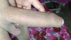 I took the pleasure of my pussy with my hand with my cock.