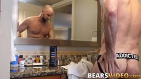 Mature hunk Steve Sommers drills Adam James deep and bare