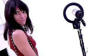 Pretty Model fucked at photoshoot casting