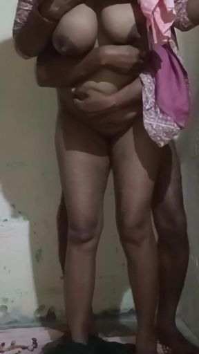 Stunning moment from &quot;Hot Indian girl suit salwar mein&quot;