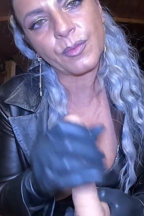 Shiny Leather Fetish - Cameltoe, Dirty Talk &amp; Intense Orgasm 307