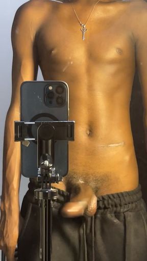 Slim Twink Show Big Dick