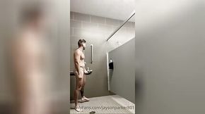 Risky stud Gets Another to Join in Public Shower Jerkoff