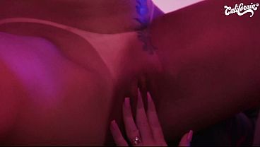 Duelo de Deusas: Loirinha Naty Varga vs Morena Peituda Ketlen Silva (L&eacute_sbico)