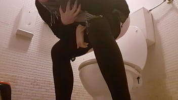 Big pee in dirty public toilet 4K