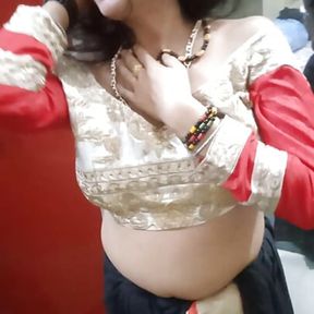 Nude dance indian village aunty hot boobs,nippal, pussy in desi style ,sexy slow motion