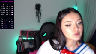 I enjoy having my little ass with my plug stuck inside, that makes me very horny