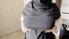 Friend's Hot Wife Gives Jerk off Instructions