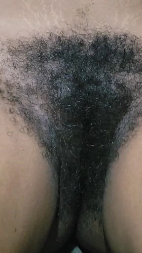 Incredible Hot MILF Pussy Too Much Move and Her Hairy on More Times!