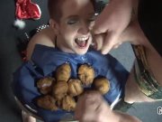 Nasty New Year Linda Lush goes Slutty on 6 guys cumeating facial oliebollen
