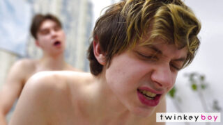 ออรัลเซ็กส์, น้ำอสุจิ, คู่รัก, ไม่สวมถุงยางอนามัย – เอลิโอ พยาตเทอริด และ สก็อตต์ สมิธ วัยรุ่นสมัครเล่น ถูกร่วมเพศทางทวารหนัก