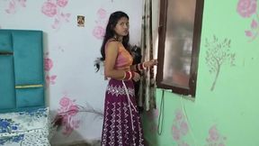 Loan emi ke Badle Bhabhi ji Ne Apne boobs pila diye or Lund ka pani bhi pinliya