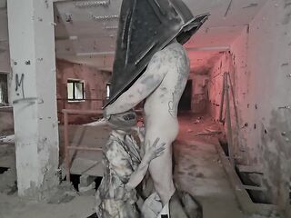 Silent Hill Nurse Gets Punished by Pyramid Head – Cosplay Dream