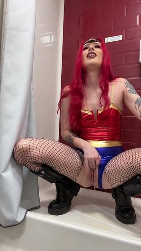 Wonder Woman Pees and Orgasms
