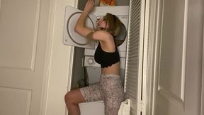 help! i m stuck in the dryer