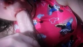 Teen slut sucks lucky guy&#039;s cock