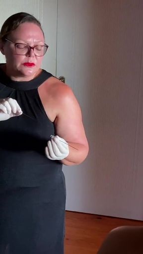 Dominatrix mistress April - Made preparation to serve Mistress April