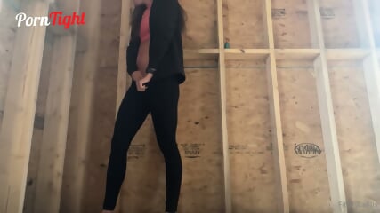 Porntight - Fuck construction worker in warehouse