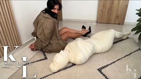 Detective Simona Tried Rescuing Cocooned Girl