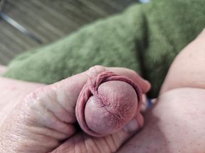 Esitim Moaner plug fucking my ass.