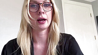 Girlfriend's Mom Teaches Sex
