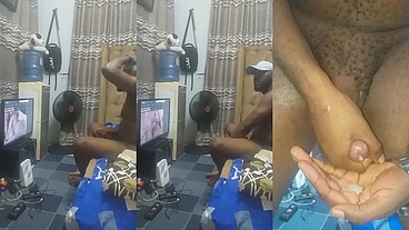 Twerking my dimple waist and eating my fresh cum milk