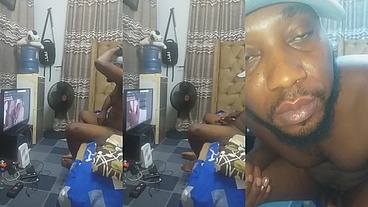 Twerking my dimple waist and eating my fresh cum milk