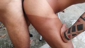 o pedreiro dotado e o ajudante puto