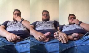 Bear Smoking and Handjob