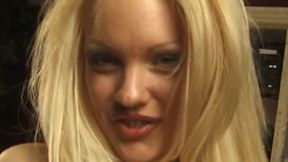 Sexy blonde technique make every moment electric