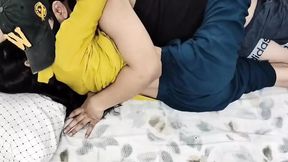 Cute sister in law ki chuchi daba daba kar choda