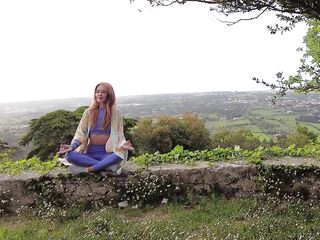 Petite Redhead Guides YOU To A More Confident YOU: A 10 Minute Meditation